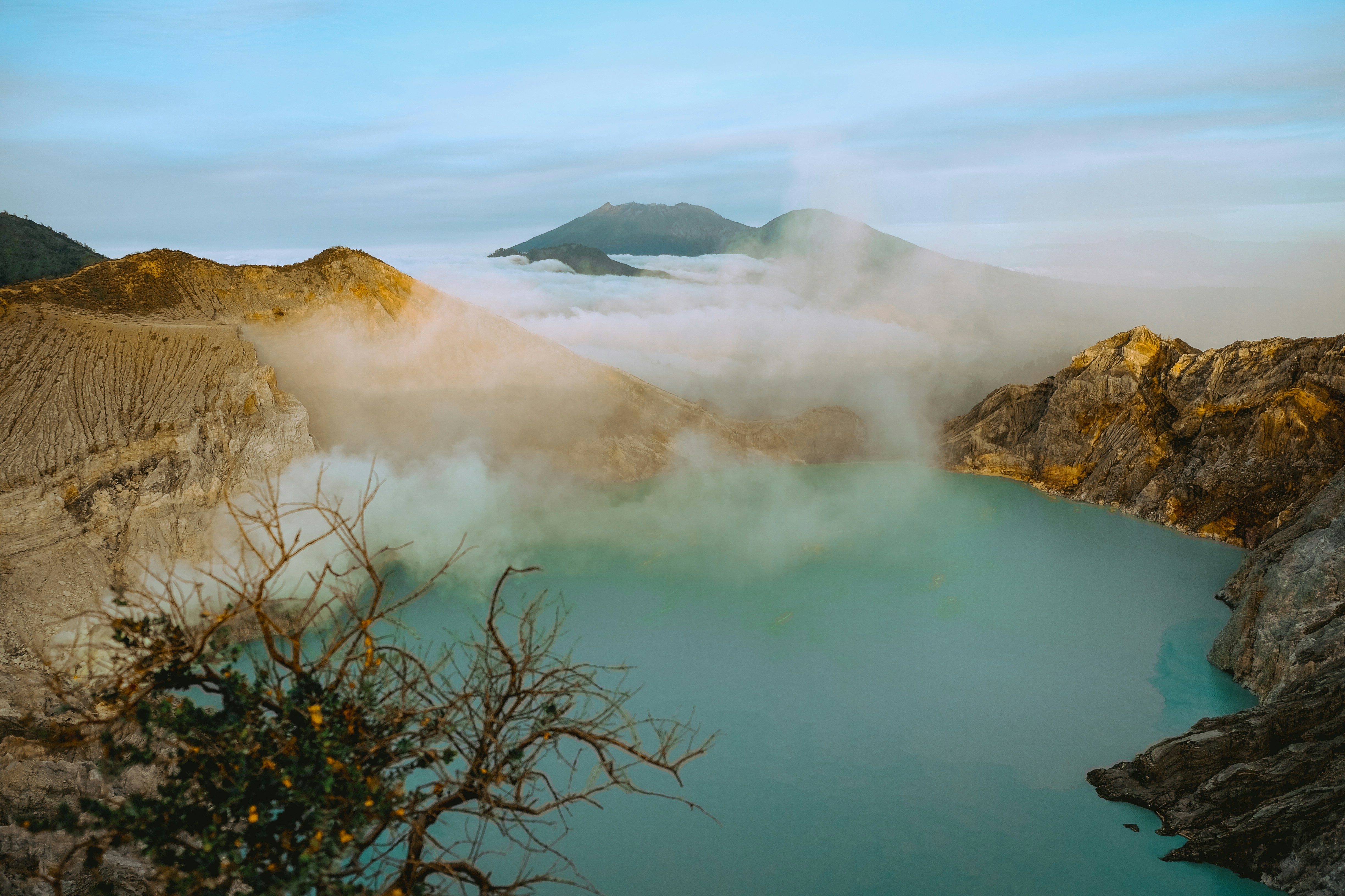 Kawah Ijen - Paket Tour Bromo Ijen dari Probolinggo
